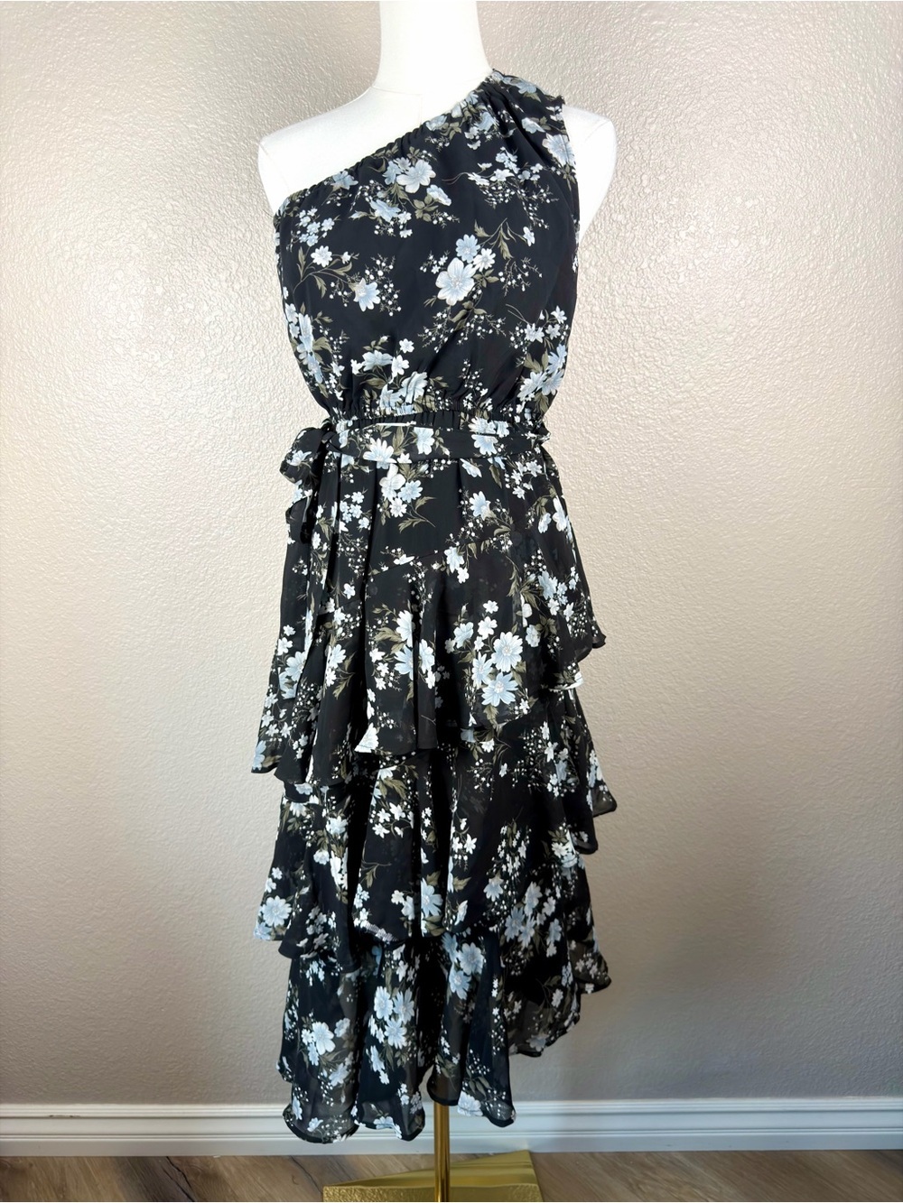 NWT Petal & Pup Black Floral One-Shoulder Tiered Ruffle Midi Dress, Small
